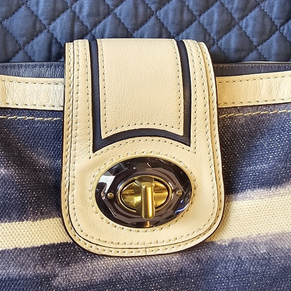 Authentic  Coach Audrey canvas large tote  #19574 EUC RARE  V-G - Picture 11 of 12